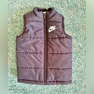 Nike Kids Size 4 Puffer Black vest